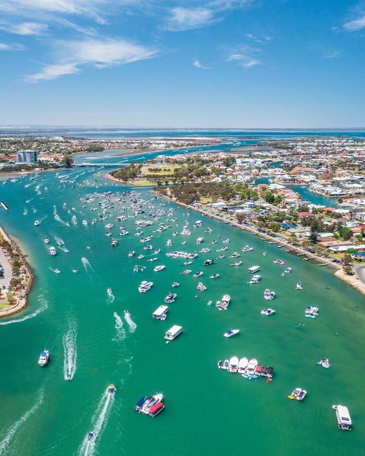 Апартаменти The Hutt On Mandurah Marina Екстер'єр фото